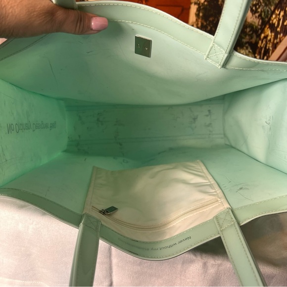 Ted Baker Bow Vinyl Tote Shopping Bag, Large, Great Condition, Sturdy, 14x14x4 - Picture 7 of 10